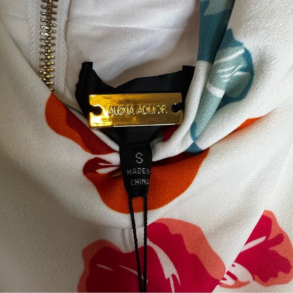 Alexia Admor Elouise Floral Sleeveless Press - Picture 6 of 6